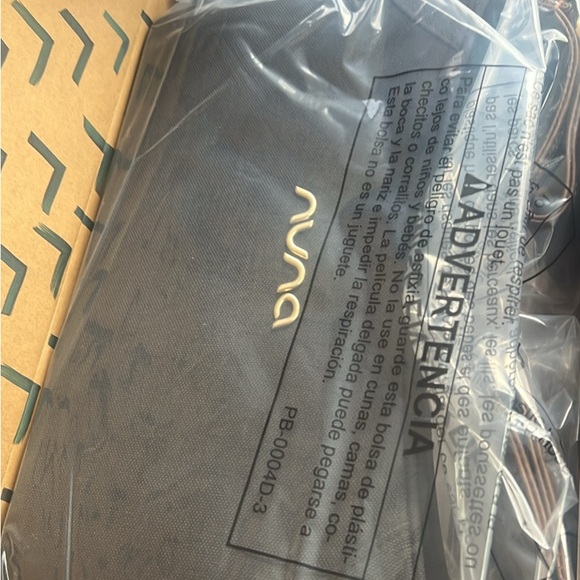 Nuna Kids Black Stroller Organizer with Removable Pouch - Picture 2 of 3